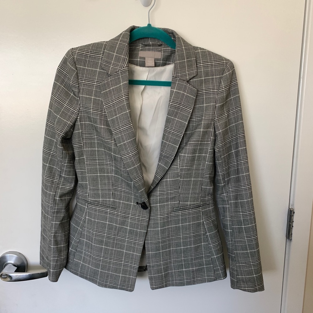 H&M Plaid Blazer size 6!